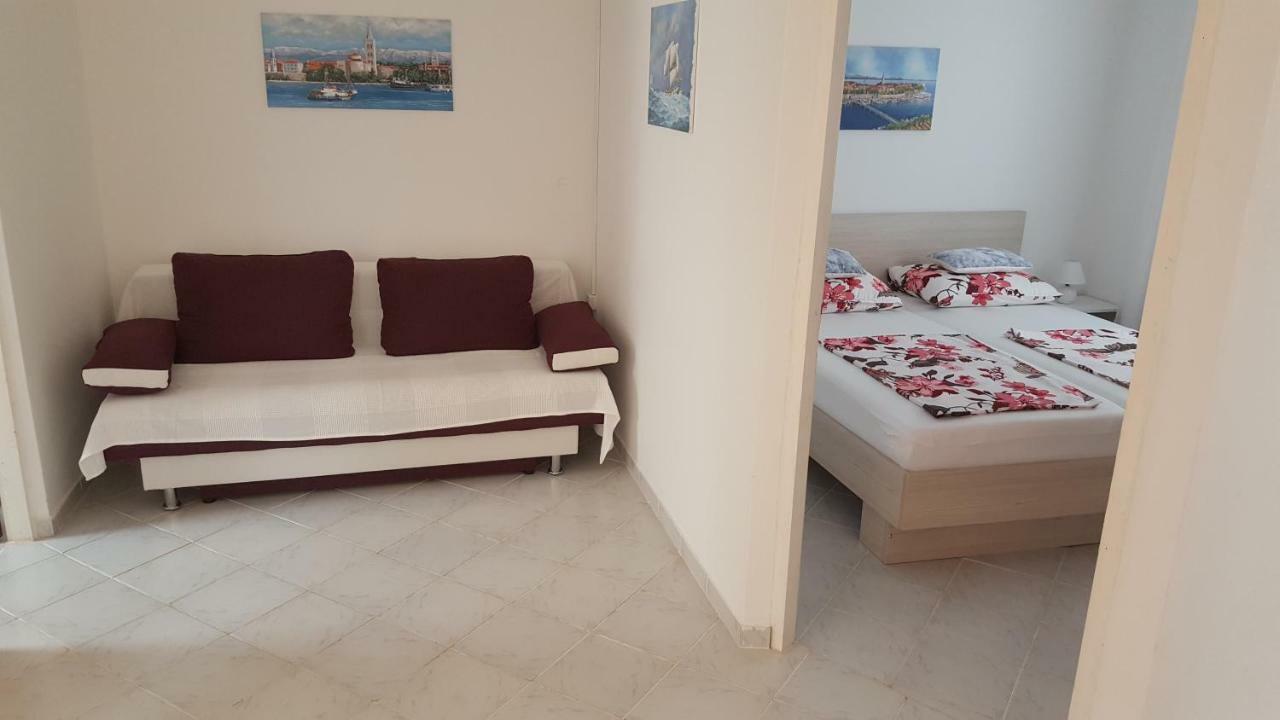 Ferienwohnung Haus Zarko Vir Exterior foto